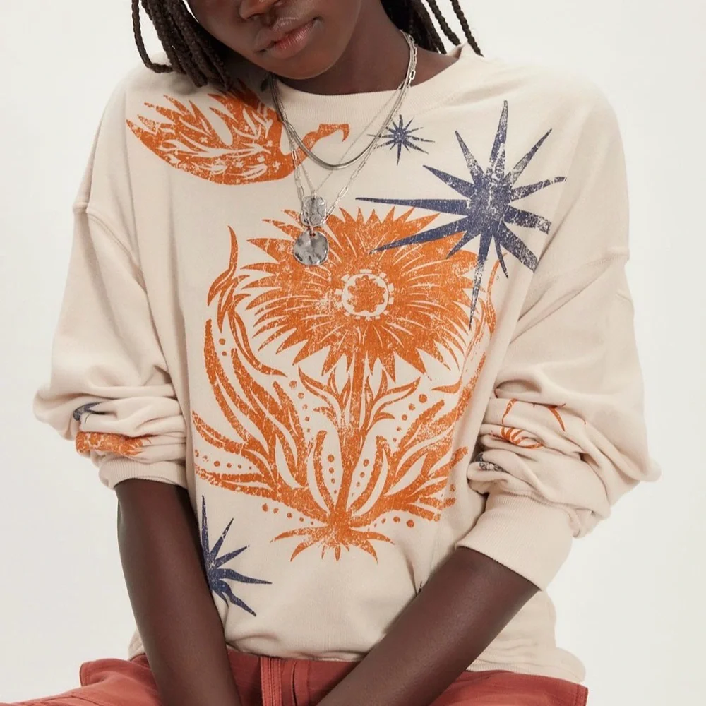 NWT We The Free People (Daydreamer) Floral Stamp Cream Sweatshirt, size small - Picture 1 of 4